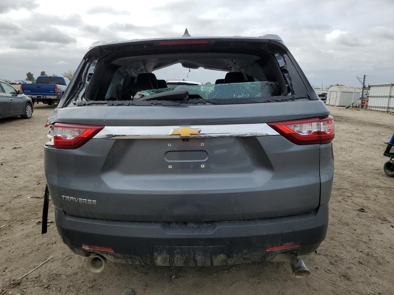 2021 CHEVROLET TRAVERSE L - Фото 6