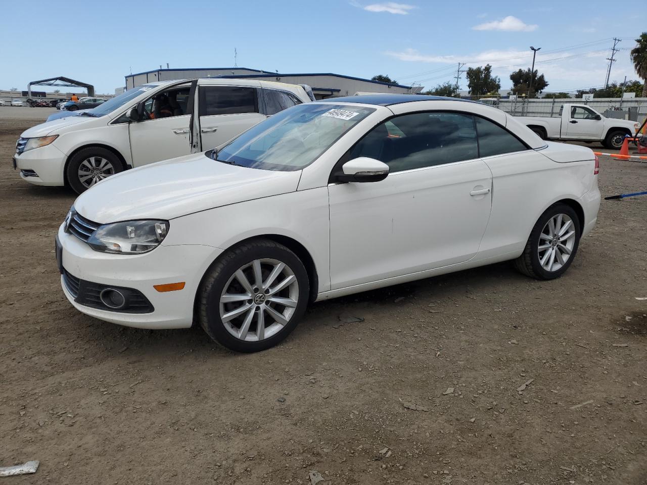 2012 VOLKSWAGEN EOS KOMFOR car image