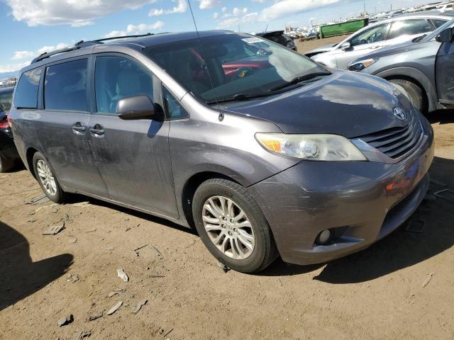 2011 Toyota Sienna Xle - Фото 4