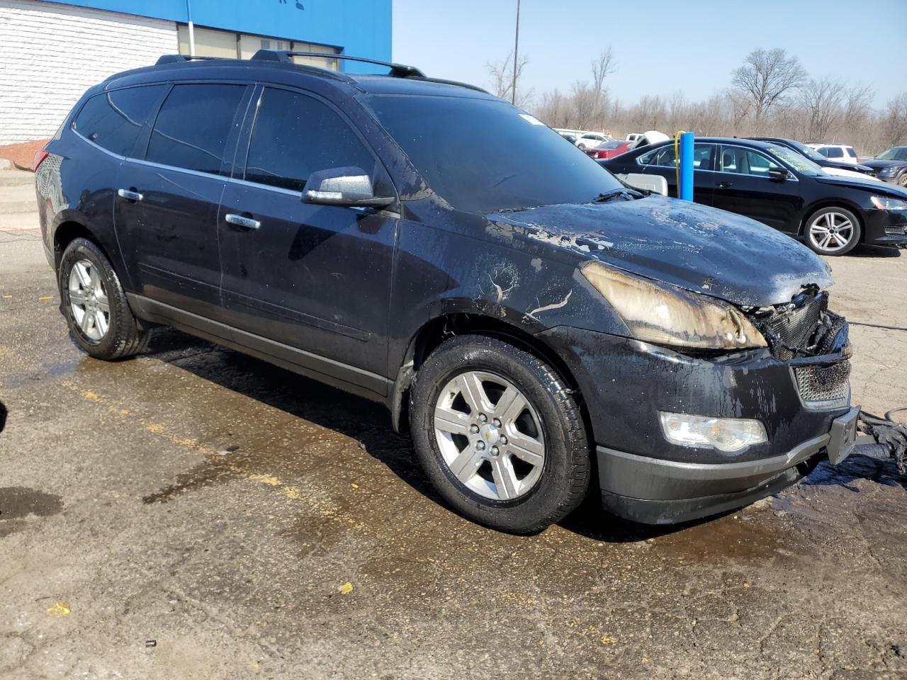 2012 CHEVROLET TRAVERSE L - Image 4