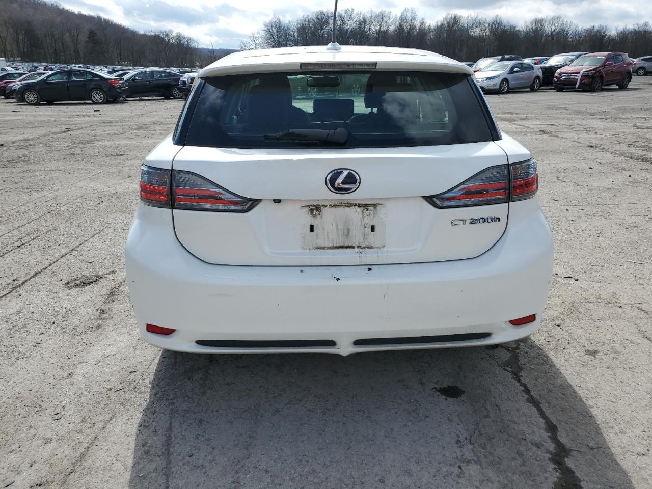 2013 LEXUS CT 200 - Image 6