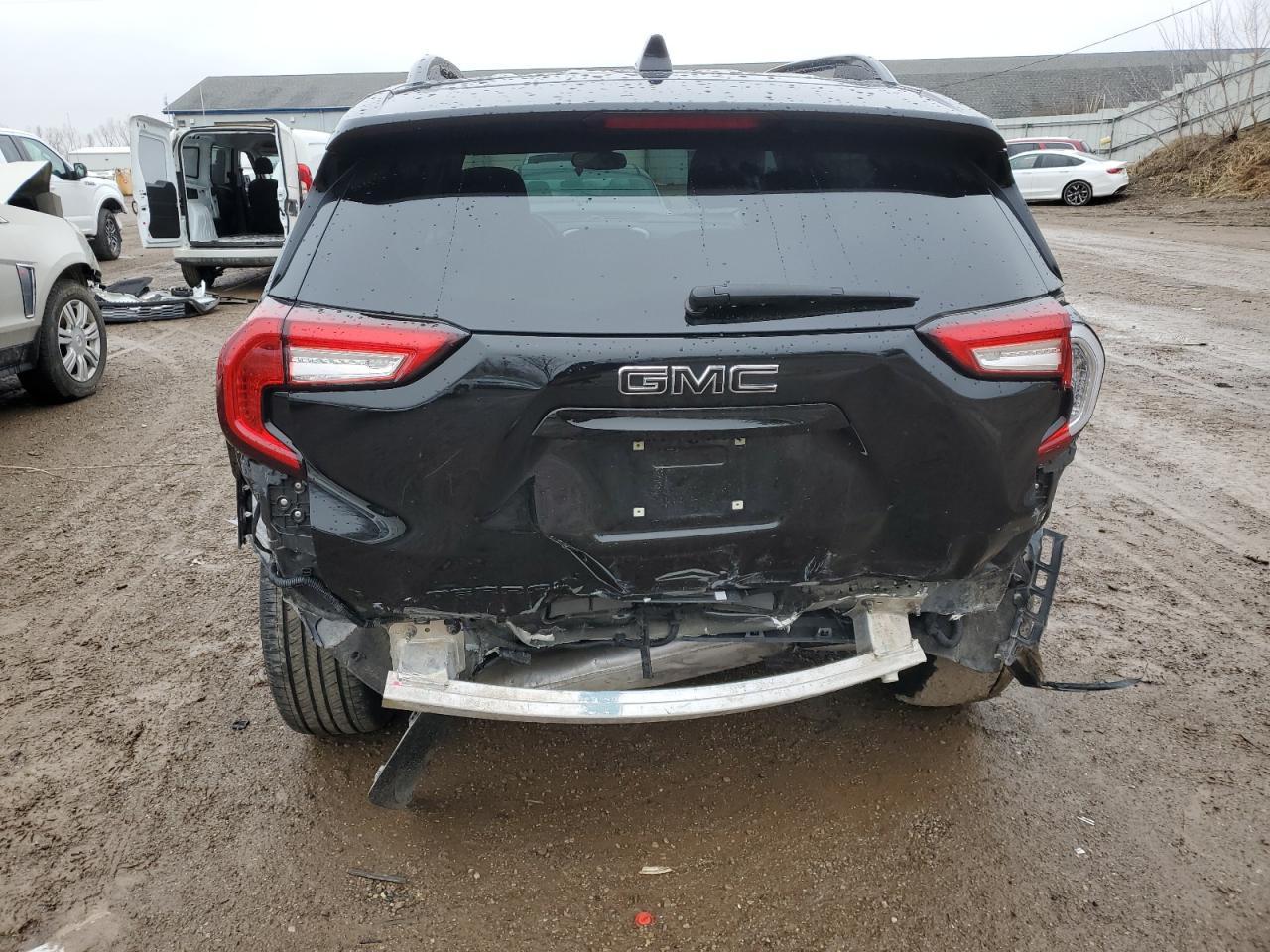 2023 GMC TERRAIN SL - Image 6