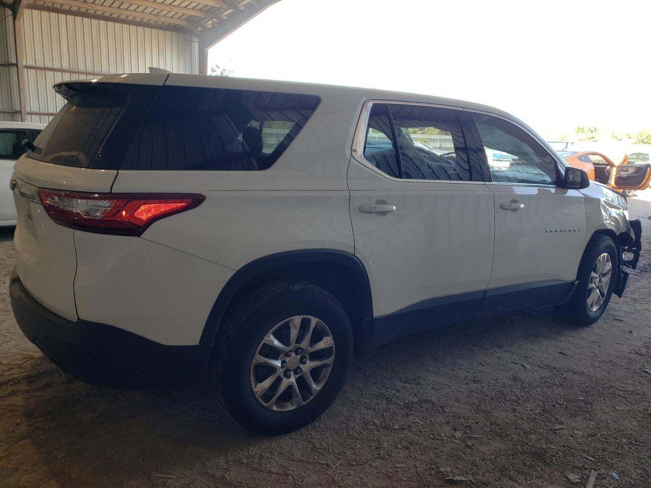 2018 CHEVROLET TRAVERSE L - Image 3