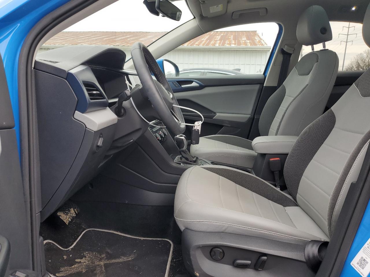 2023 VOLKSWAGEN TAOS SE - Фото 7