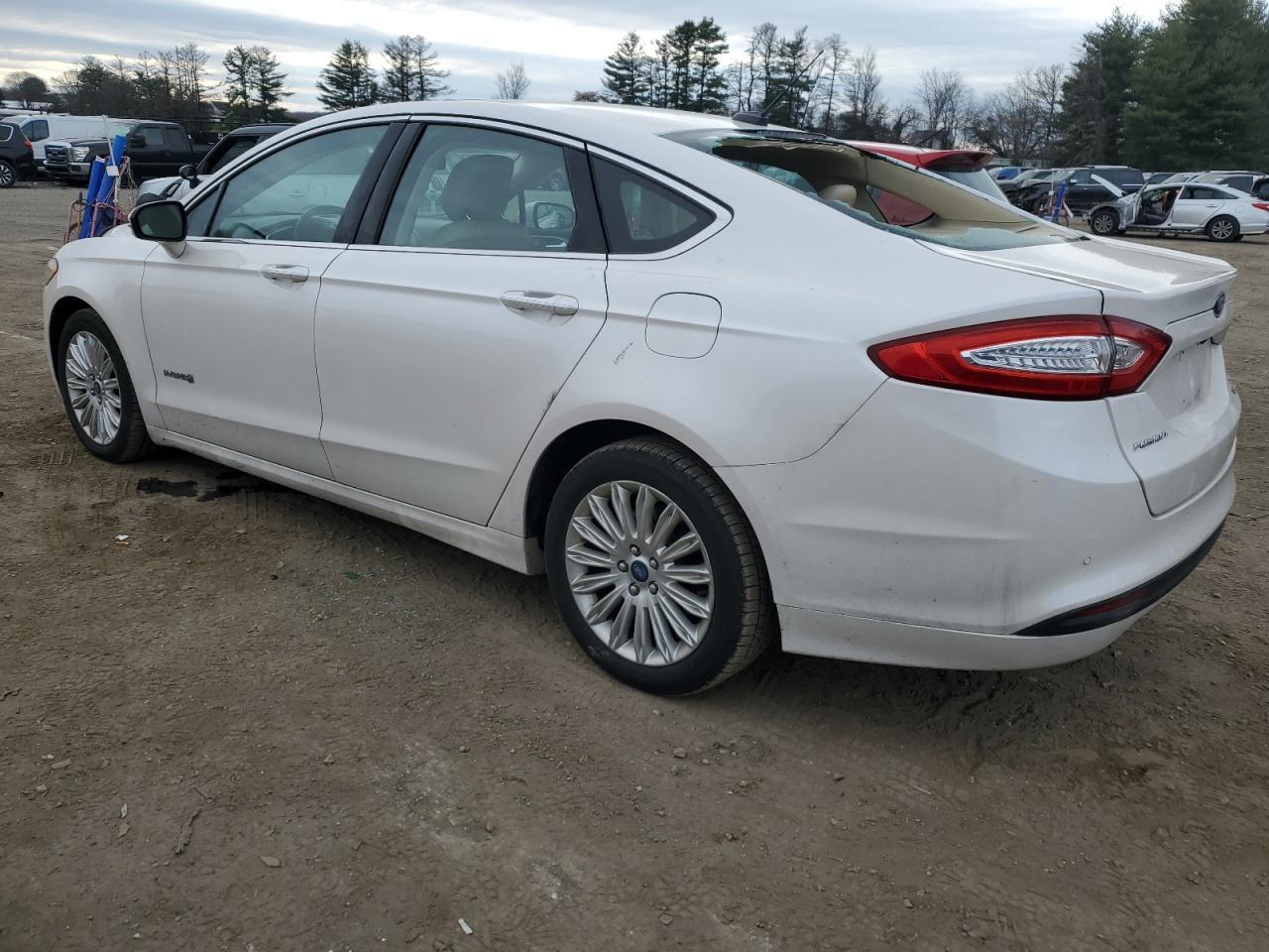 2013 FORD FUSION SE - Image 2