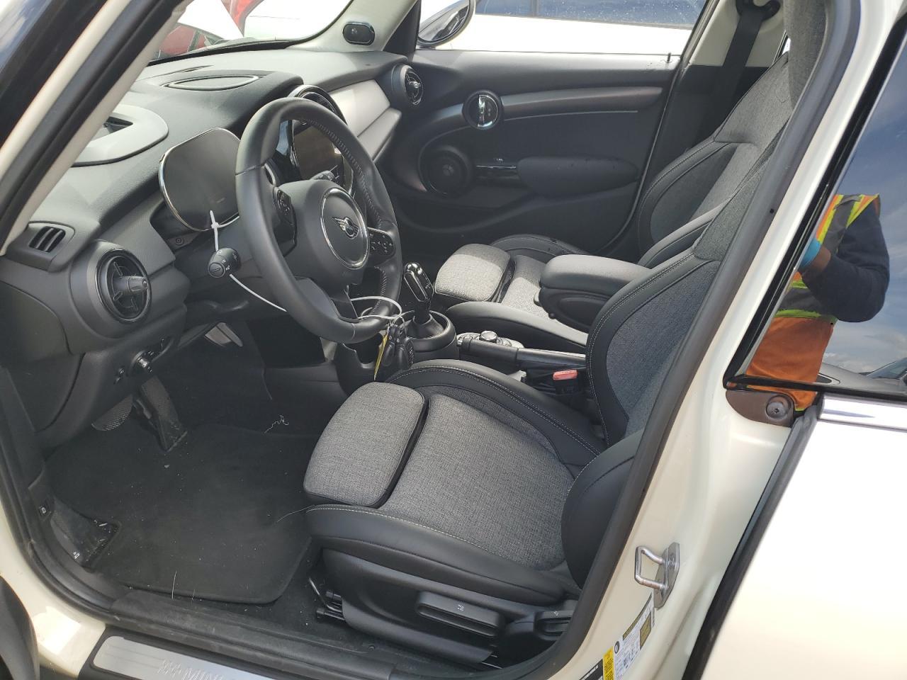 2023 MINI COOPER S - Image 7