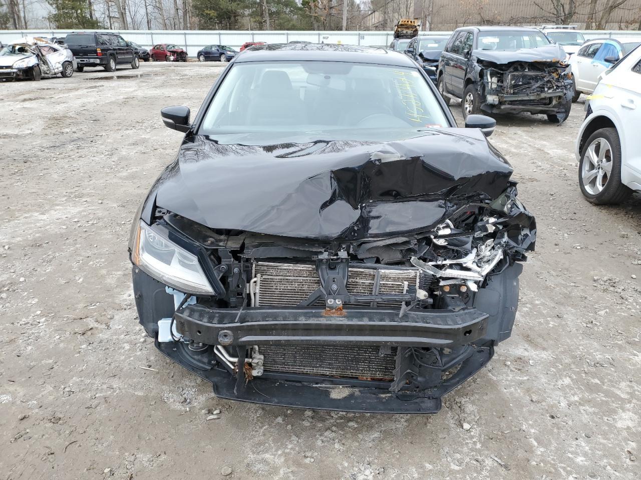 2017 VOLKSWAGEN JETTA SE - Фото 5