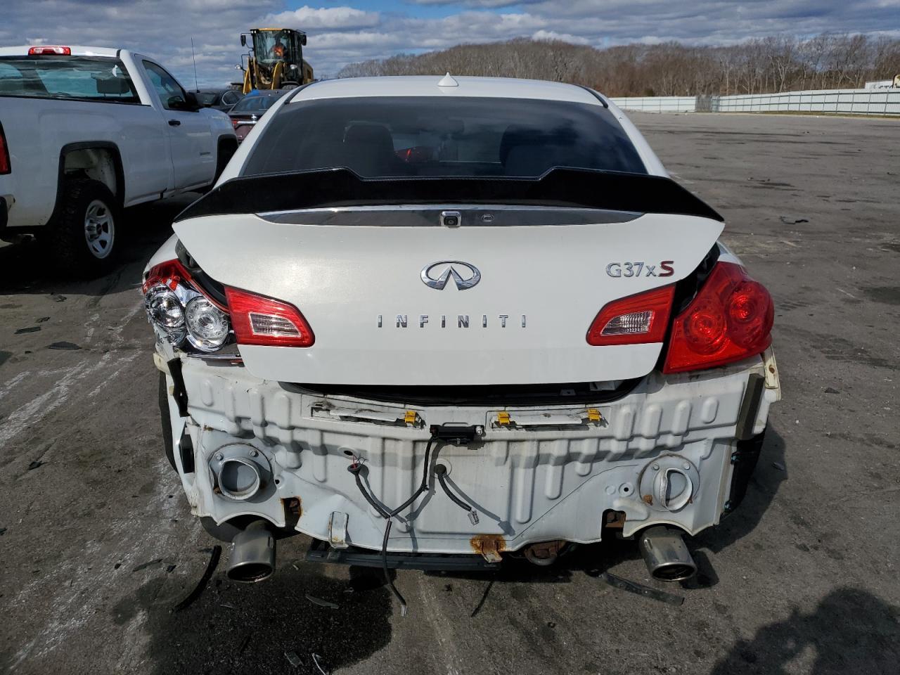 2012 INFINITI G37 - Image 6