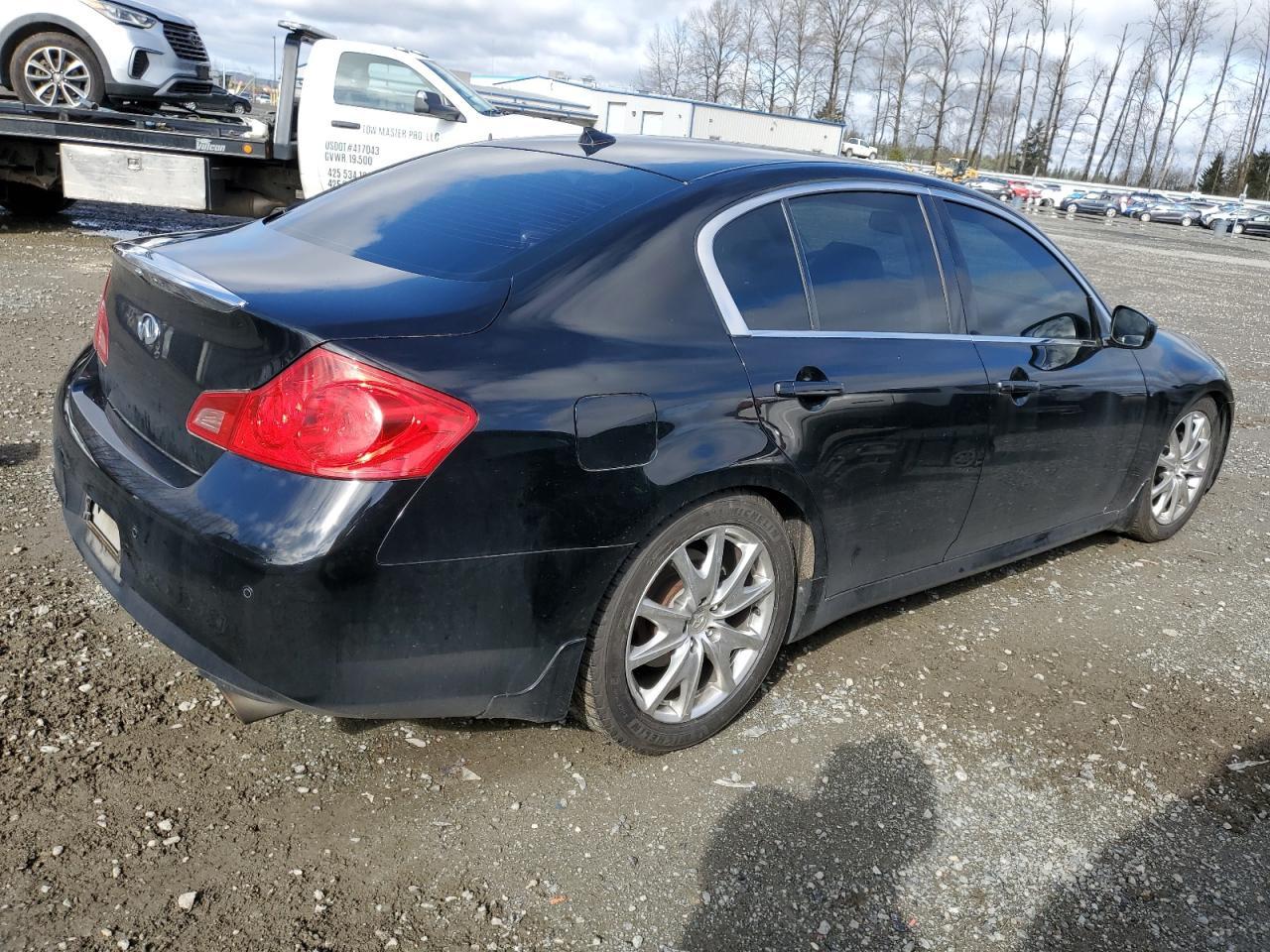 2012 INFINITI G37 - Image 3