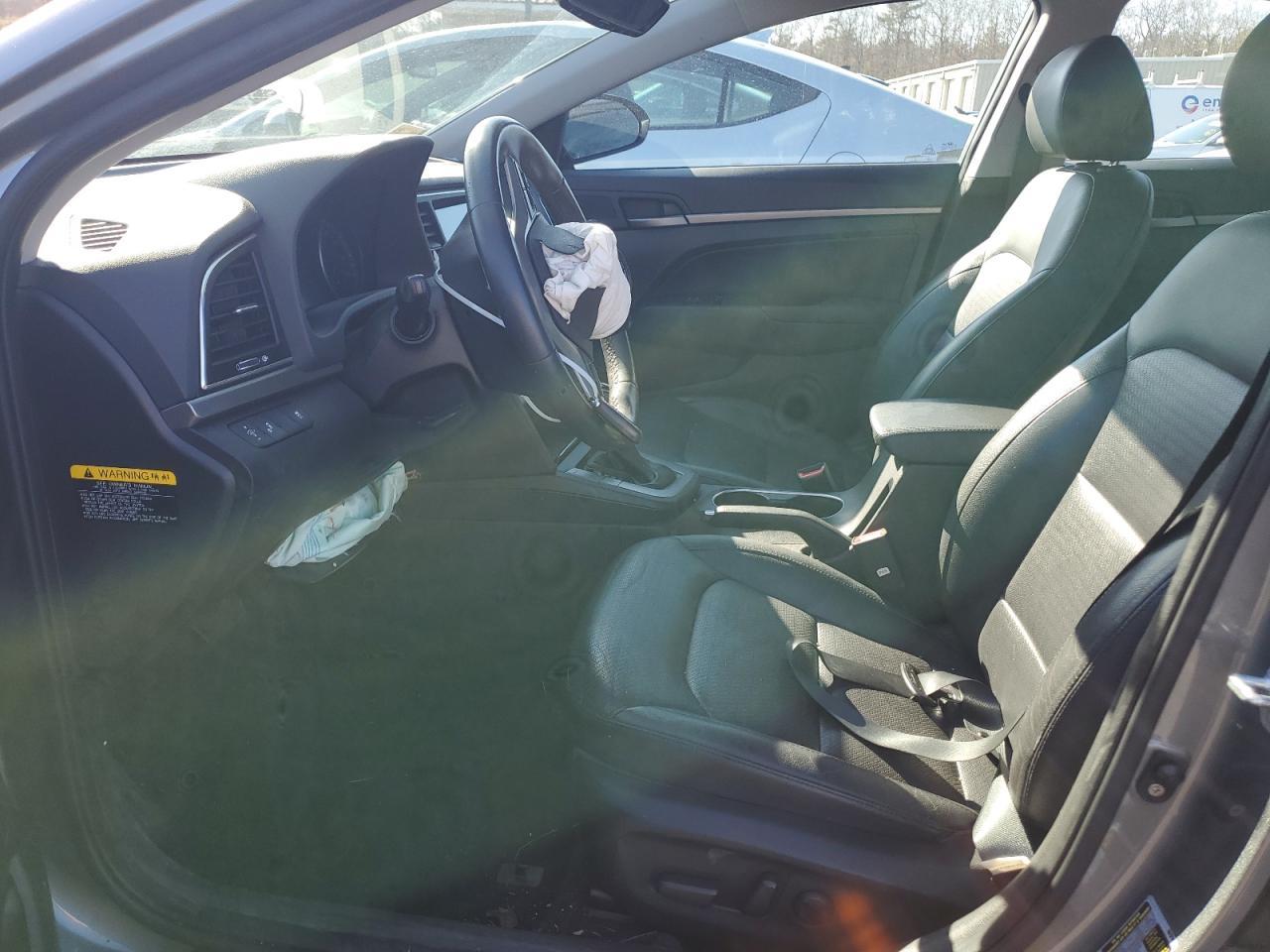 2017 HYUNDAI ELANTRA SE - Image 7