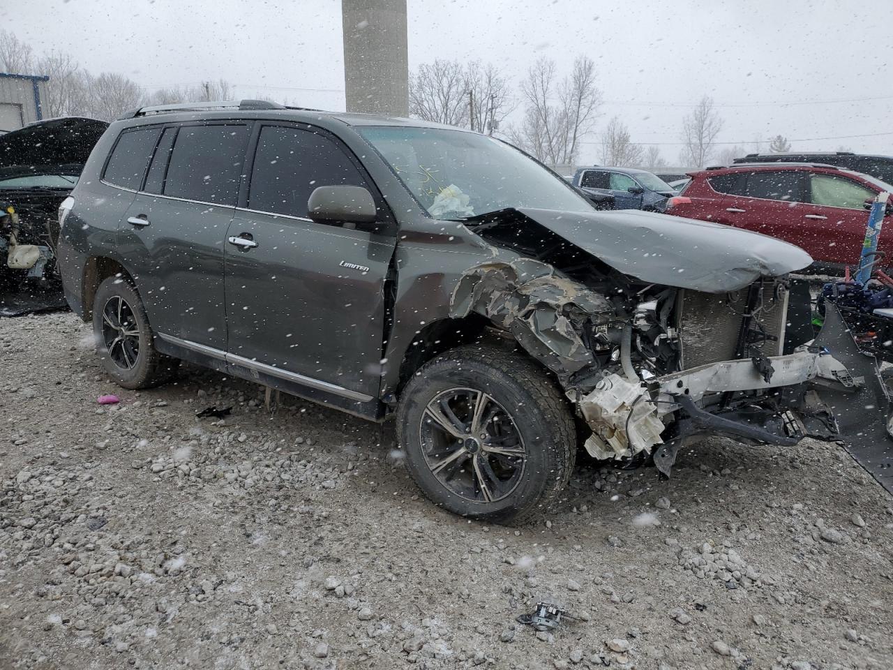 2011 TOYOTA HIGHLANDER - Image 4