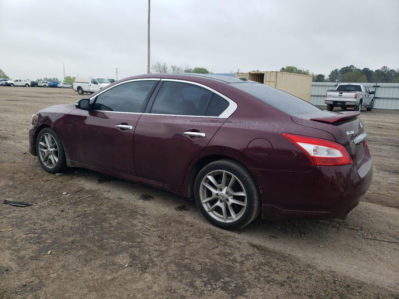 2011 NISSAN MAXIMA S - Фото 2