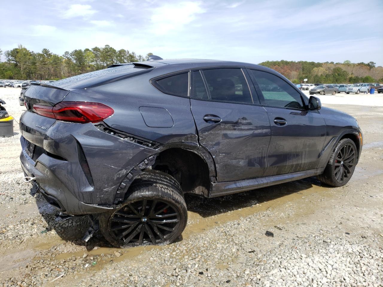 2022 BMW X6 XDRIVE4 - Image 3