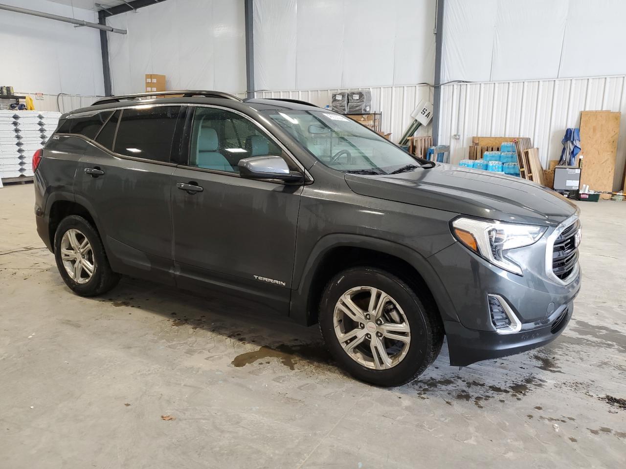2018 GMC TERRAIN SL - Image 4