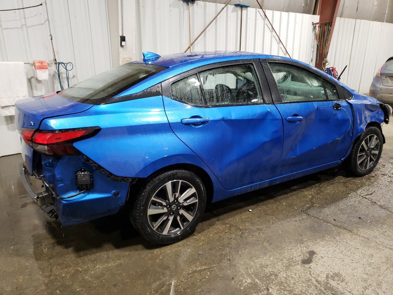 2021 NISSAN VERSA SV - Image 3