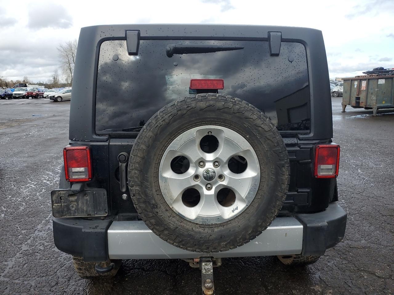 2014 JEEP WRANGLER U - Image 5