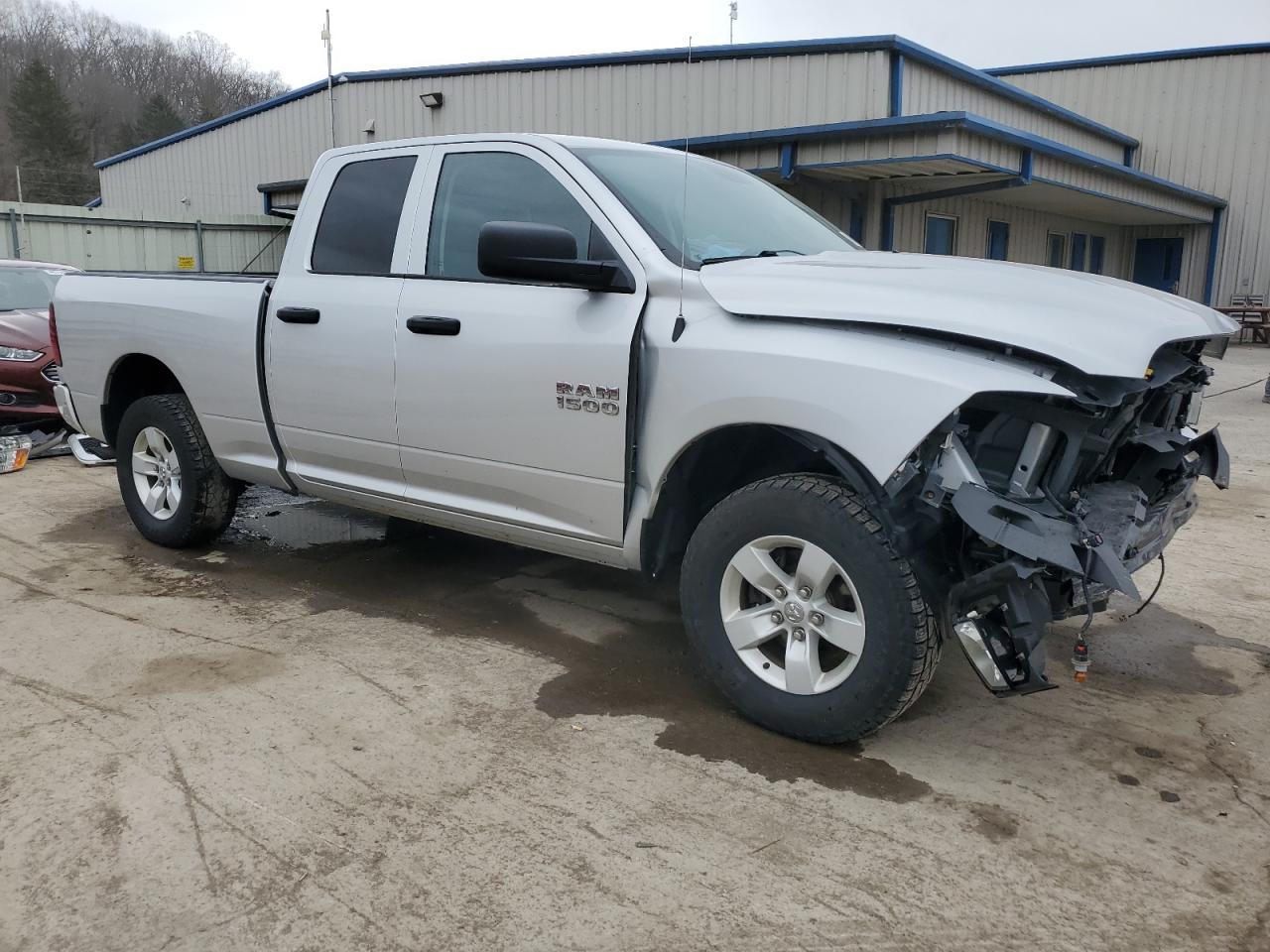 2018 RAM 1500 ST - Фото 4
