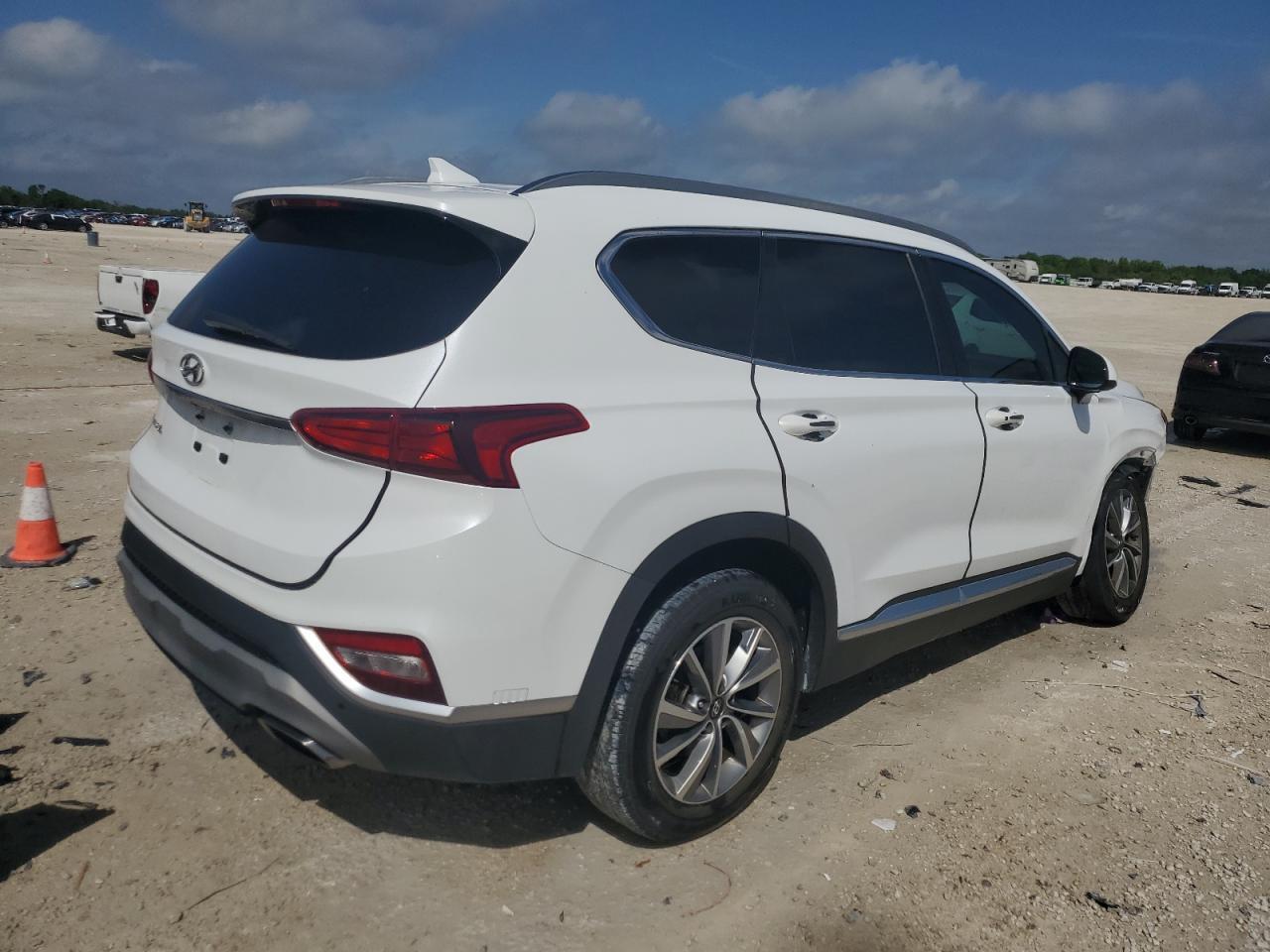 2020 HYUNDAI SANTA FE S - Image 3