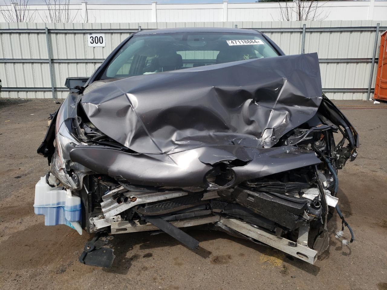 2016 TOYOTA PRIUS - Image 5