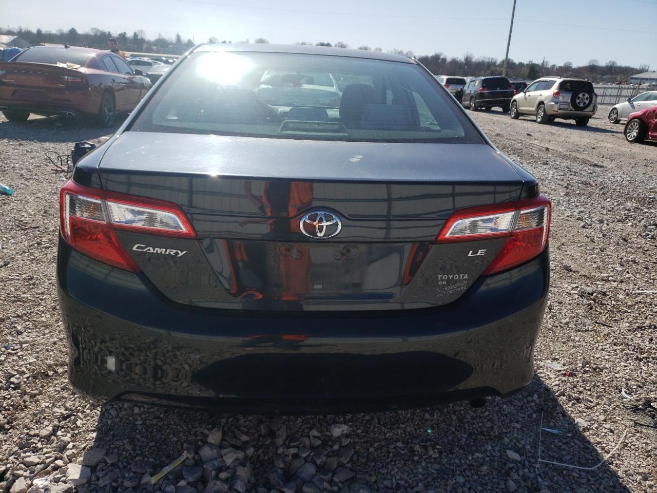 2013 TOYOTA CAMRY L - Фото 6