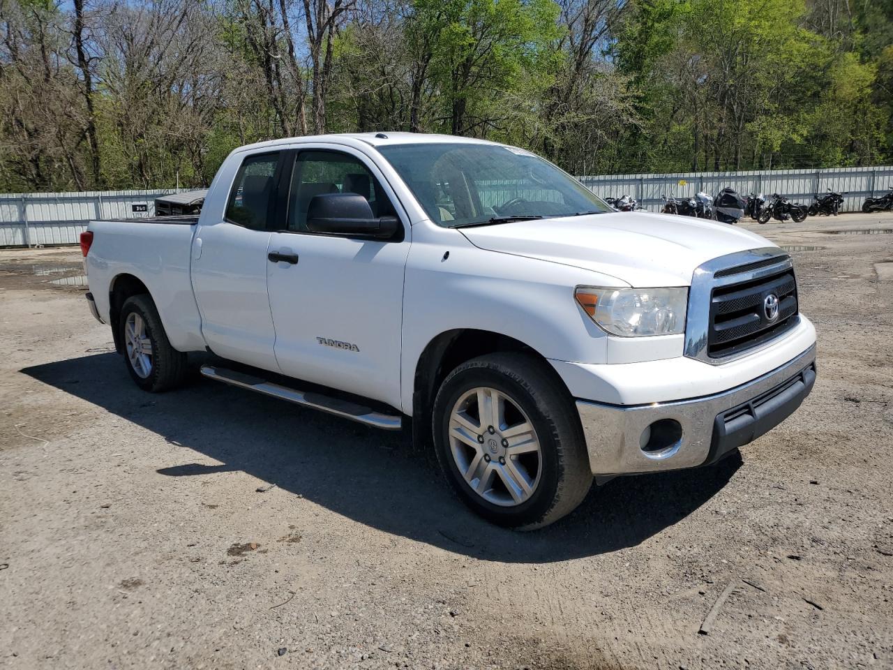 2011 TOYOTA TUNDRA DOU - Фото 4