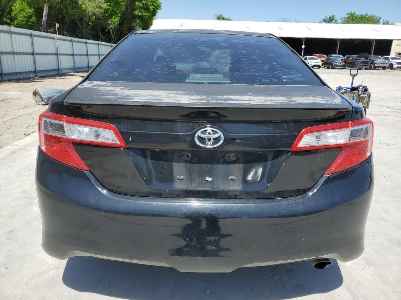 2014 TOYOTA CAMRY L - Image 6