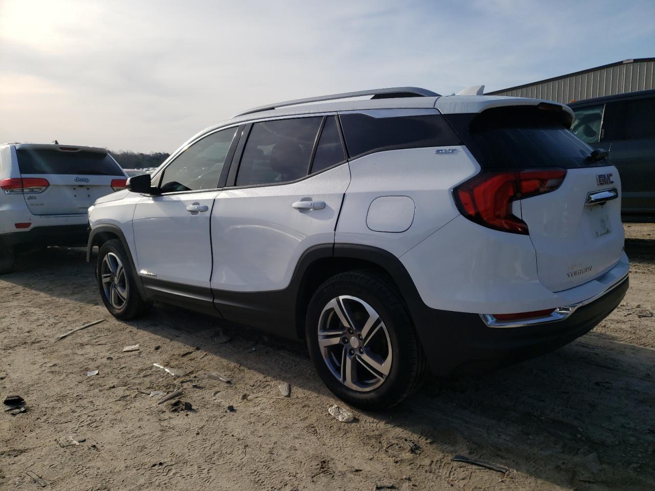 2019 GMC TERRAIN SL - Image 2