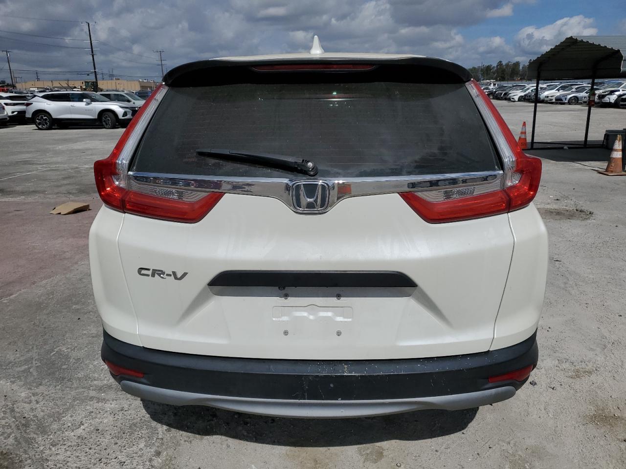 2018 HONDA CR-V LX - Image 6