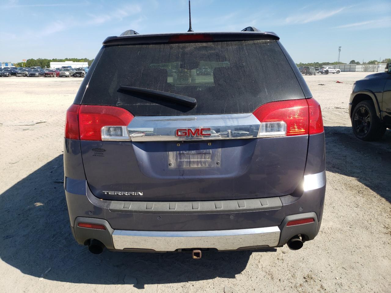 2013 GMC TERRAIN SL - Image 6