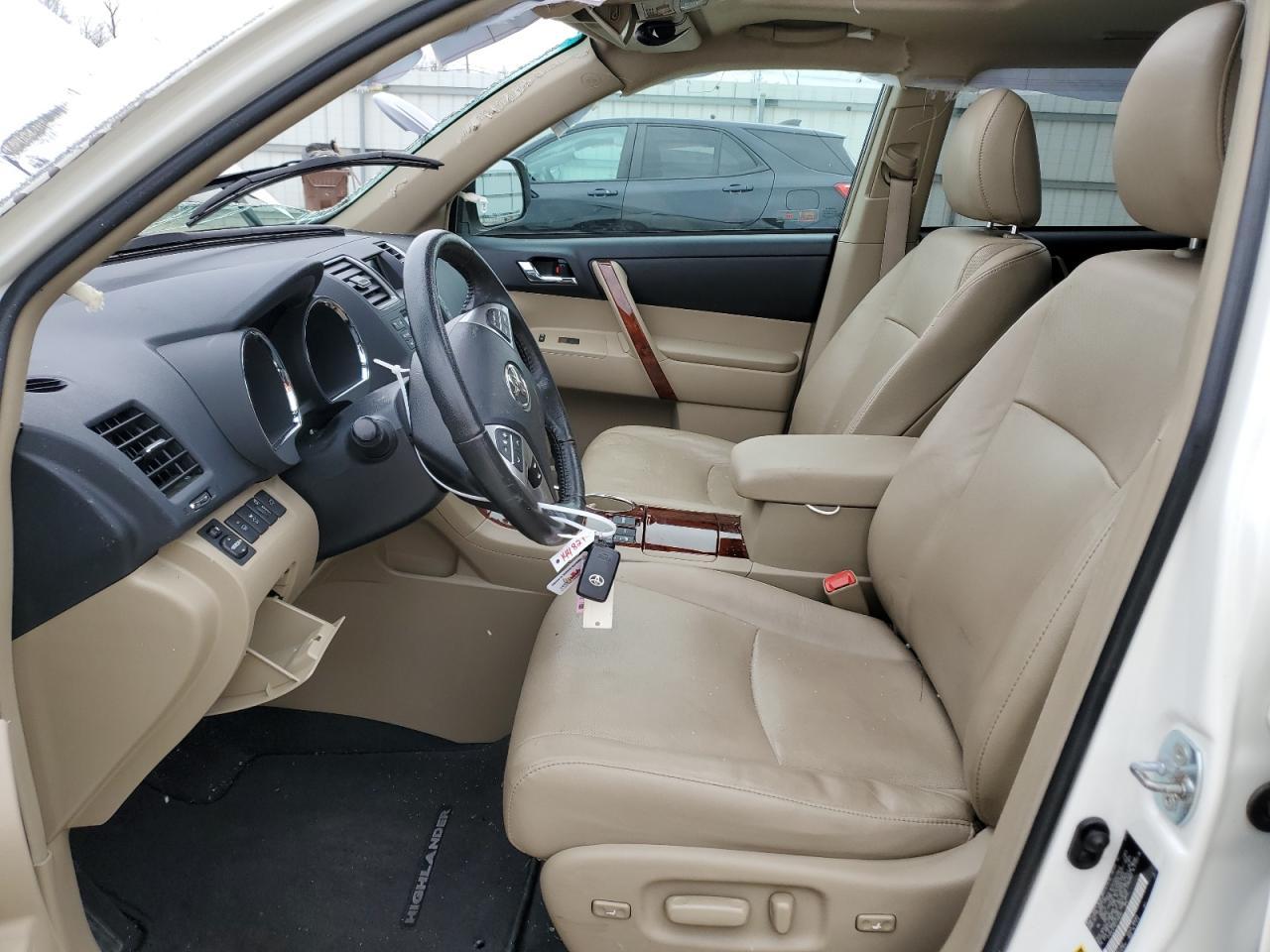 2012 TOYOTA HIGHLANDER - Image 7