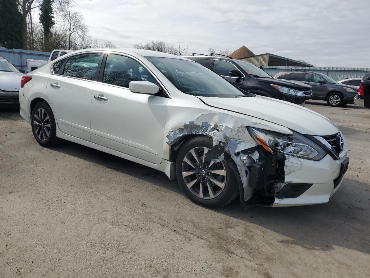 2016 NISSAN ALTIMA 2.5 - Image 4