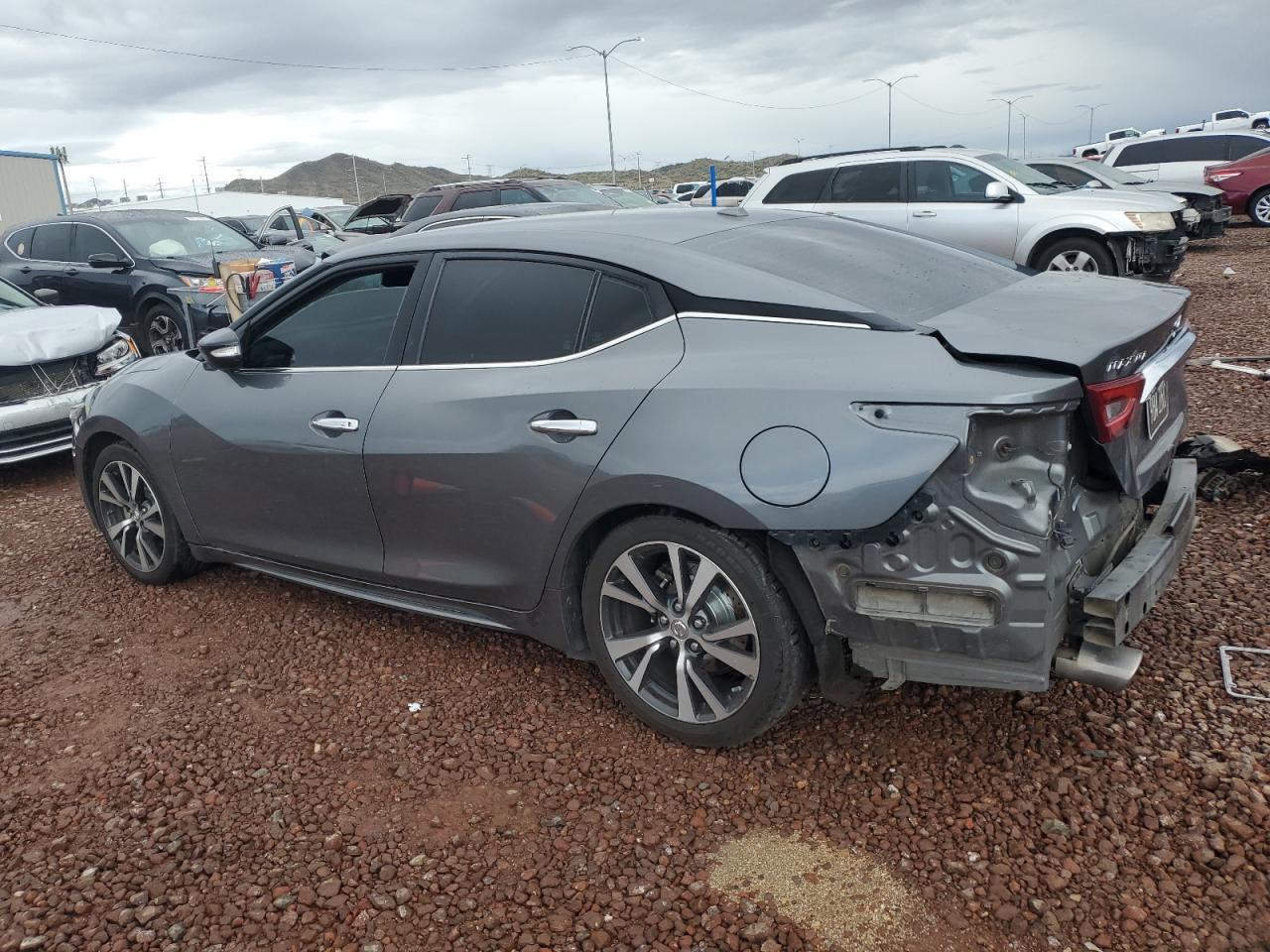 2017 NISSAN MAXIMA 3.5 - Image 2