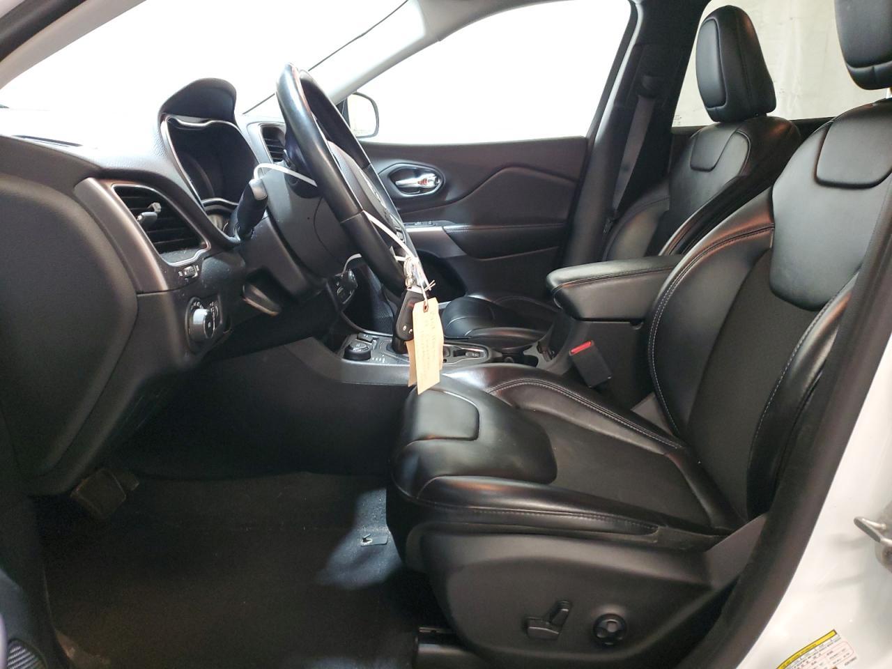 2019 JEEP CHEROKEE L - Image 7