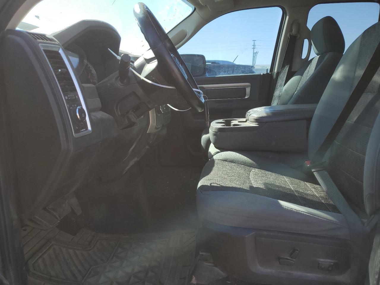 2015 RAM 1500 SLT - Image 7