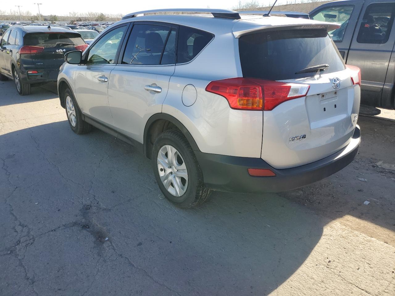 2015 TOYOTA RAV4 LE - Image 2