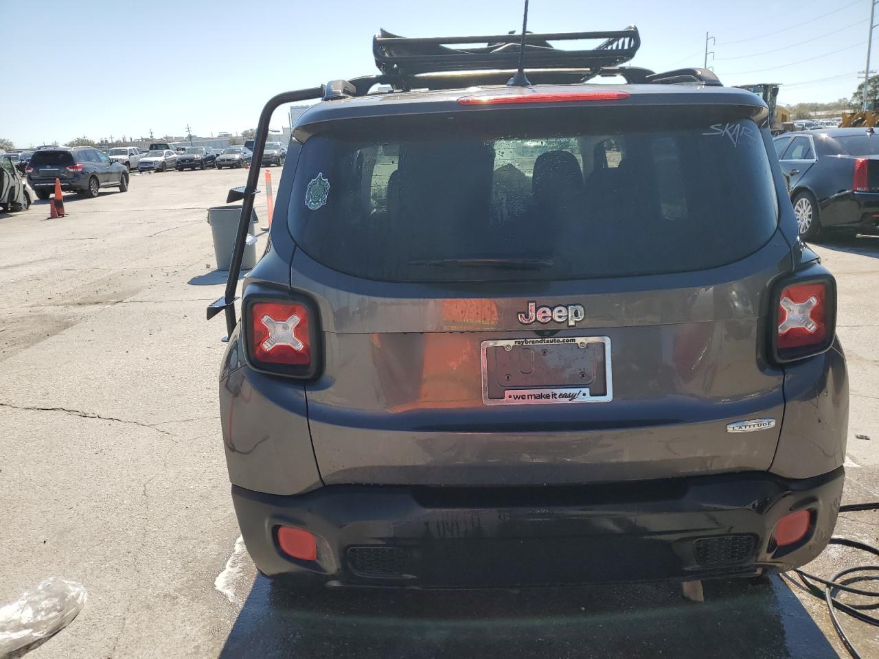 2016 JEEP RENEGADE L - Image 6