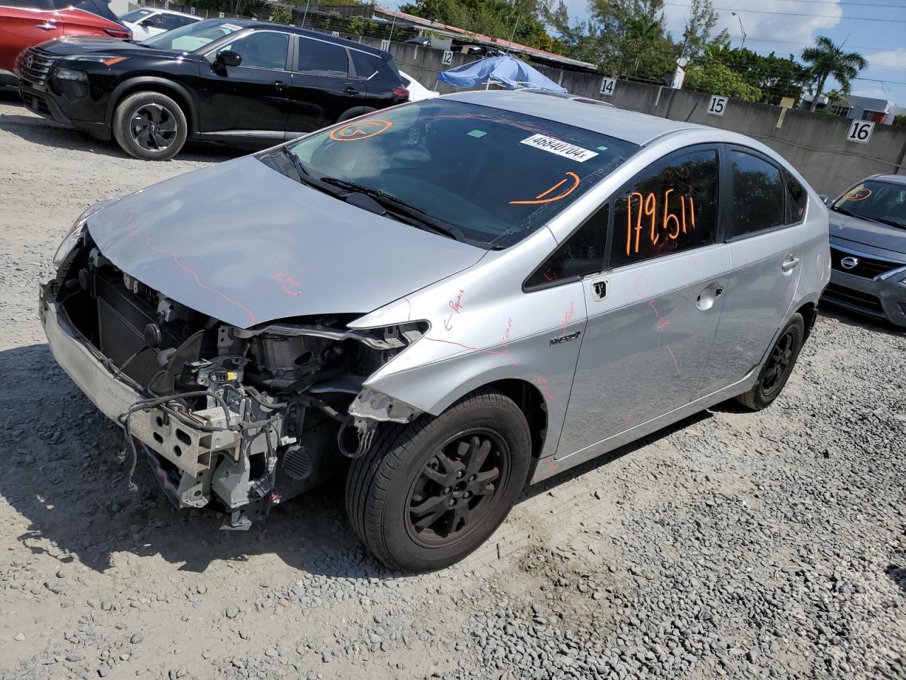 2013 TOYOTA PRIUS
