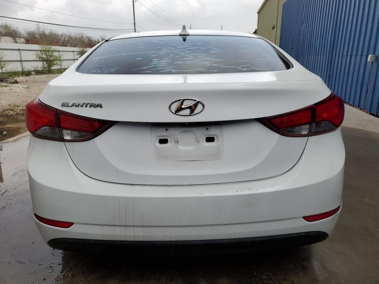 2015 HYUNDAI ELANTRA SE - Image 6