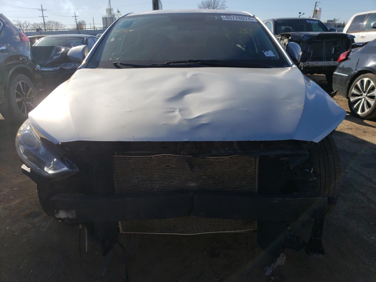 2018 HYUNDAI ELANTRA SE - Image 5