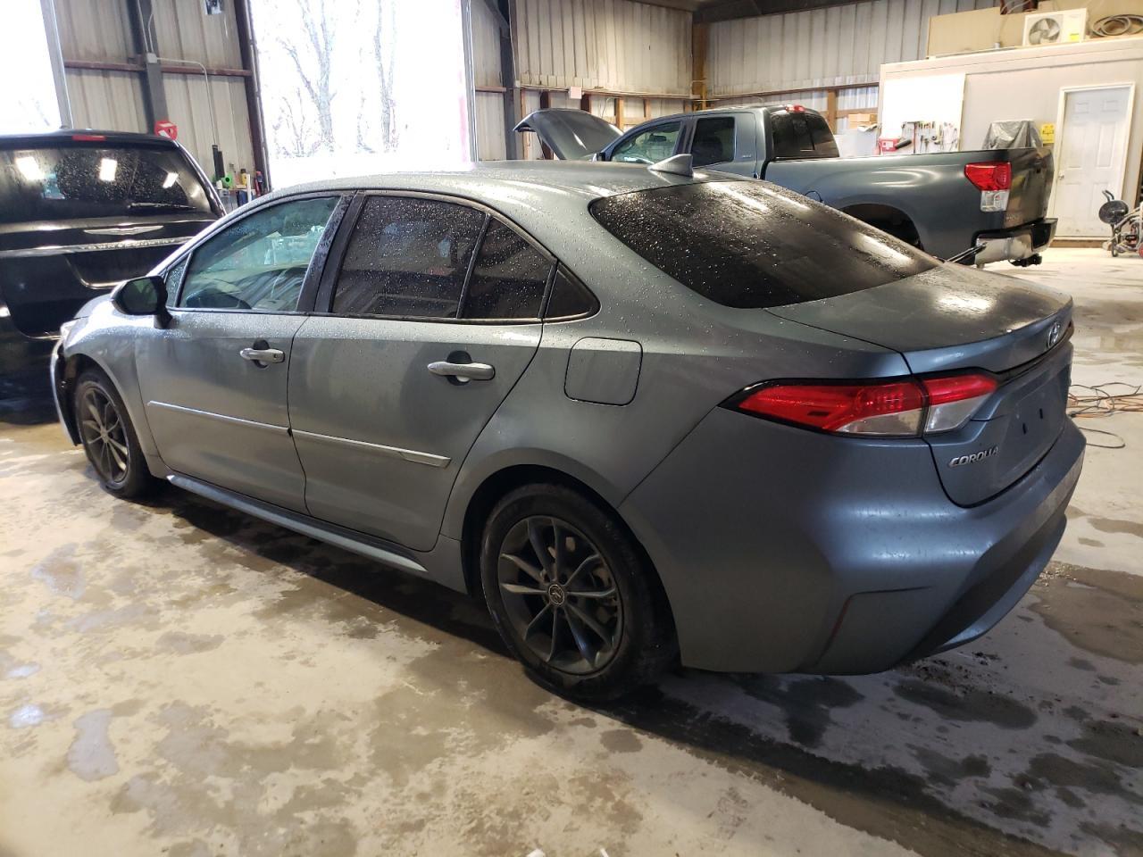 2022 TOYOTA COROLLA LE - Image 2