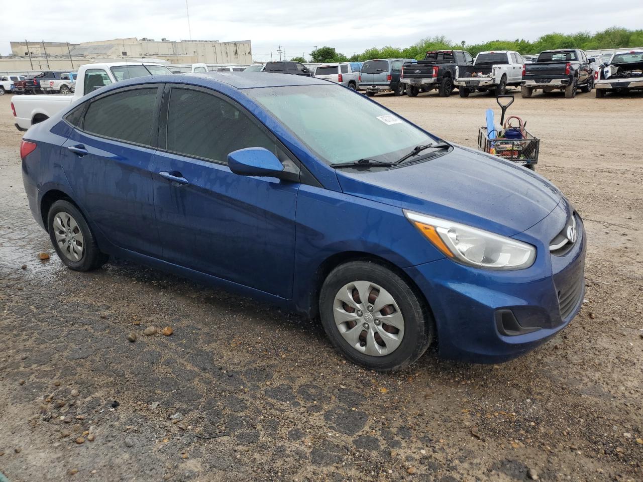 2016 HYUNDAI ACCENT SE - Фото 4