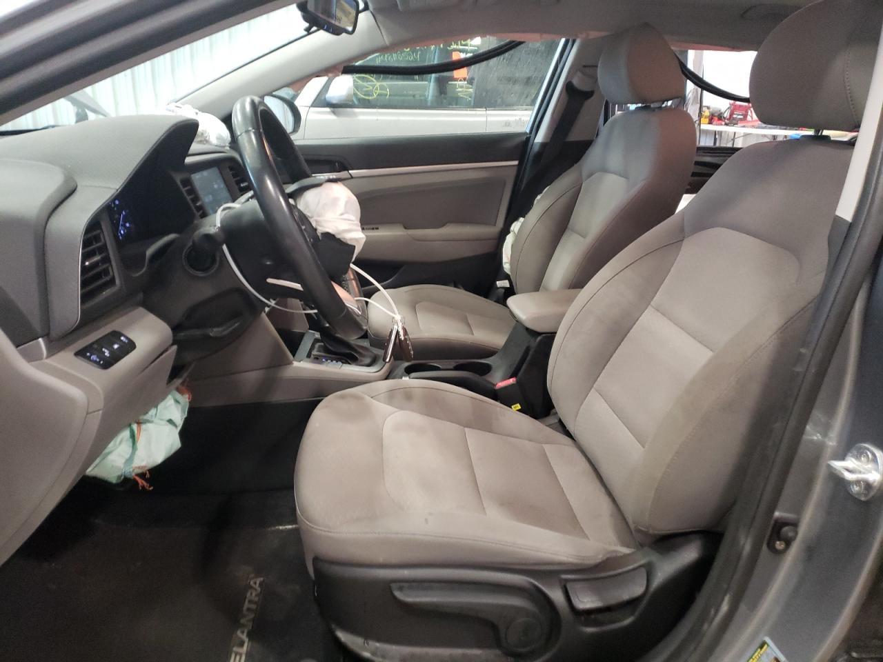 2019 HYUNDAI ELANTRA SE - Фото 7