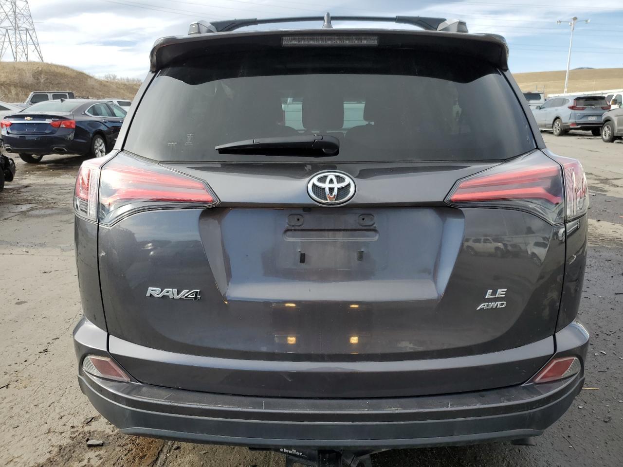 2016 TOYOTA RAV4 LE - Фото 6