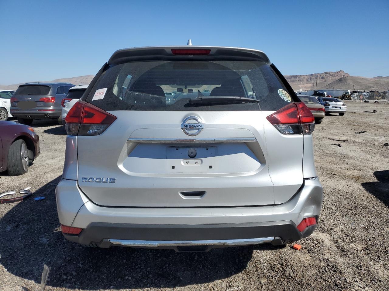 2017 NISSAN ROGUE S - Image 6