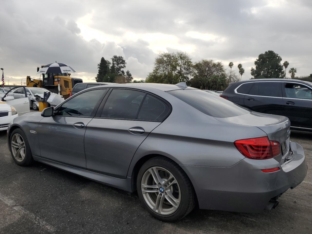2016 BMW 528 I - Image 2