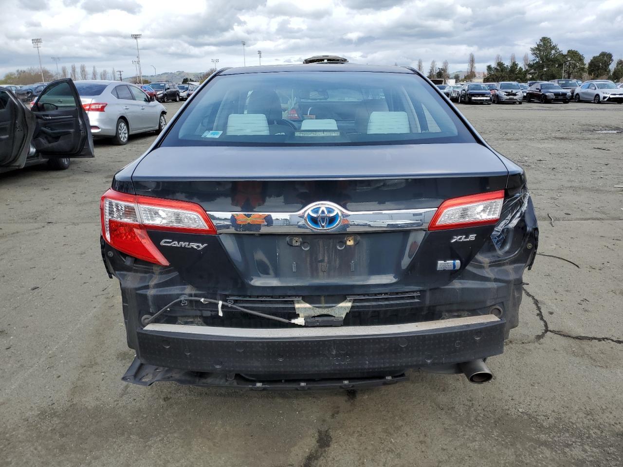 2012 TOYOTA CAMRY HYBR - Фото 6