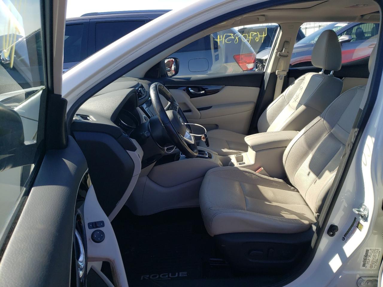 2017 NISSAN ROGUE SPOR - Image 7