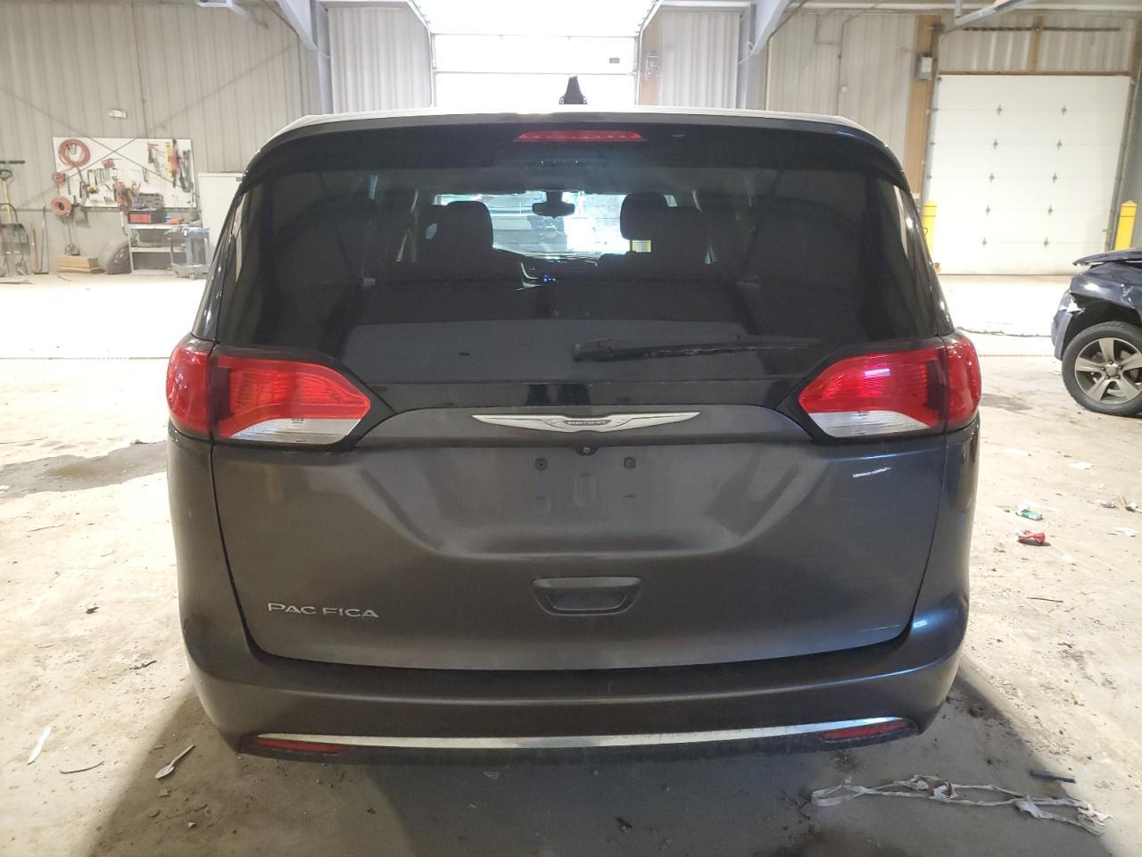 2017 CHRYSLER PACIFICA T - Image 6