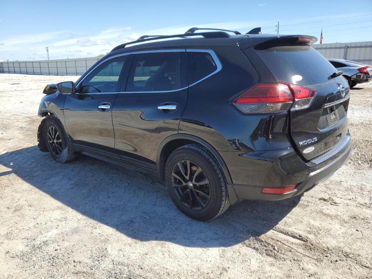 2017 NISSAN ROGUE S - Фото 2