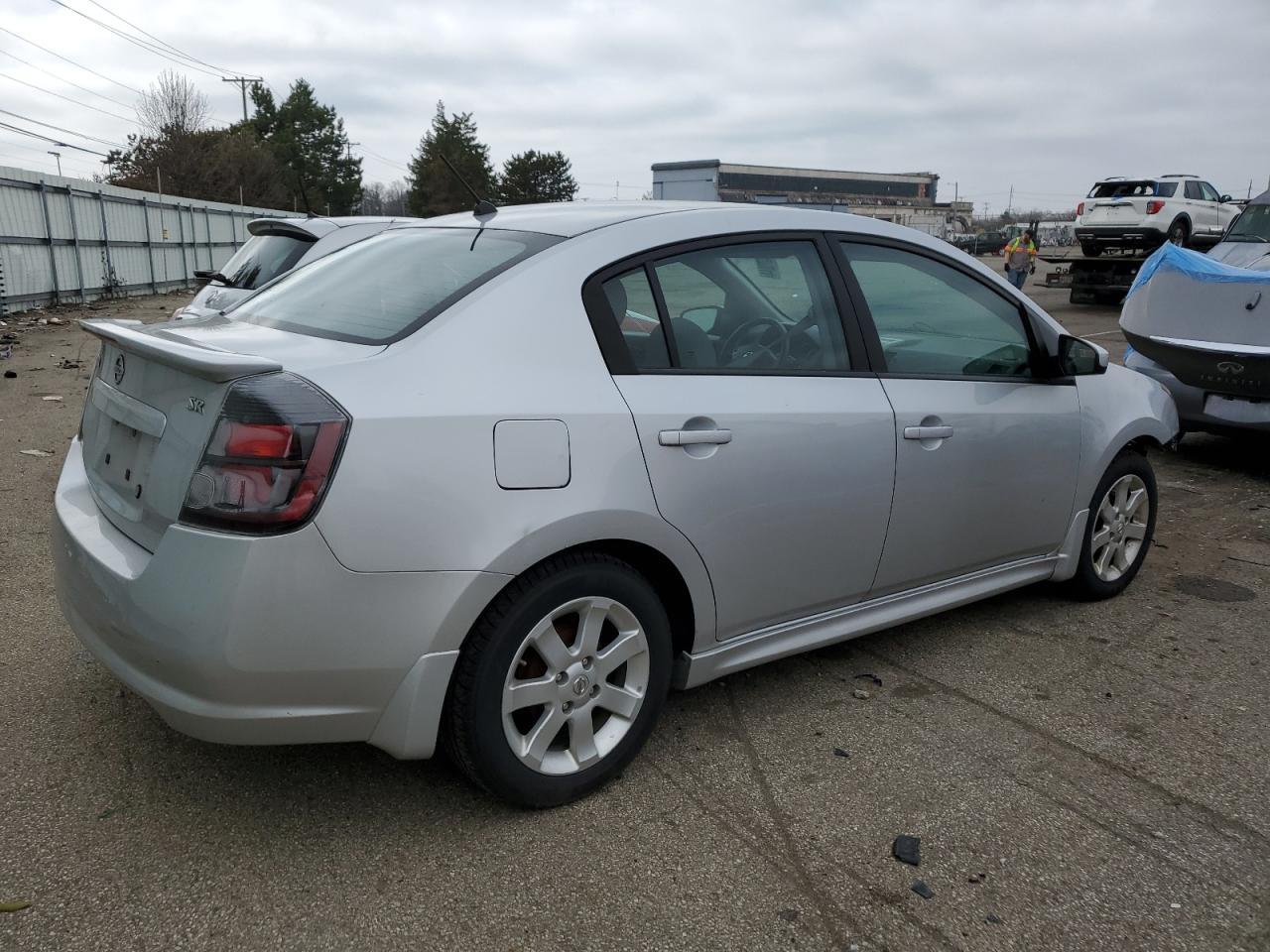 2012 NISSAN SENTRA 2.0 - Фото 3